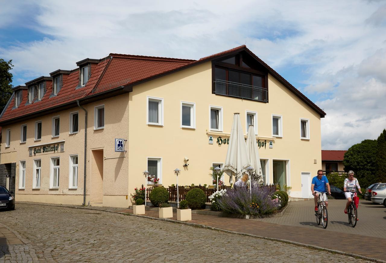 Bed & Breakfast Hotel Muellerhof Caputh Bagian luar foto