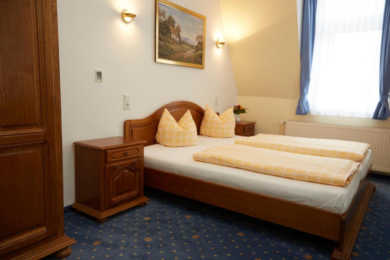 Bed & Breakfast Hotel Muellerhof Caputh Bagian luar foto