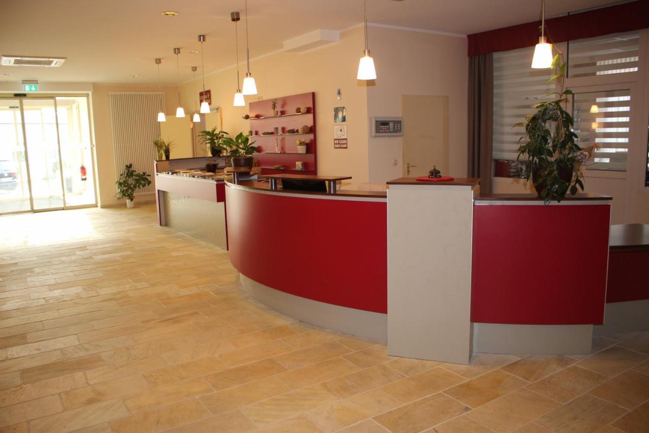 Bed & Breakfast Hotel Muellerhof Caputh Bagian luar foto